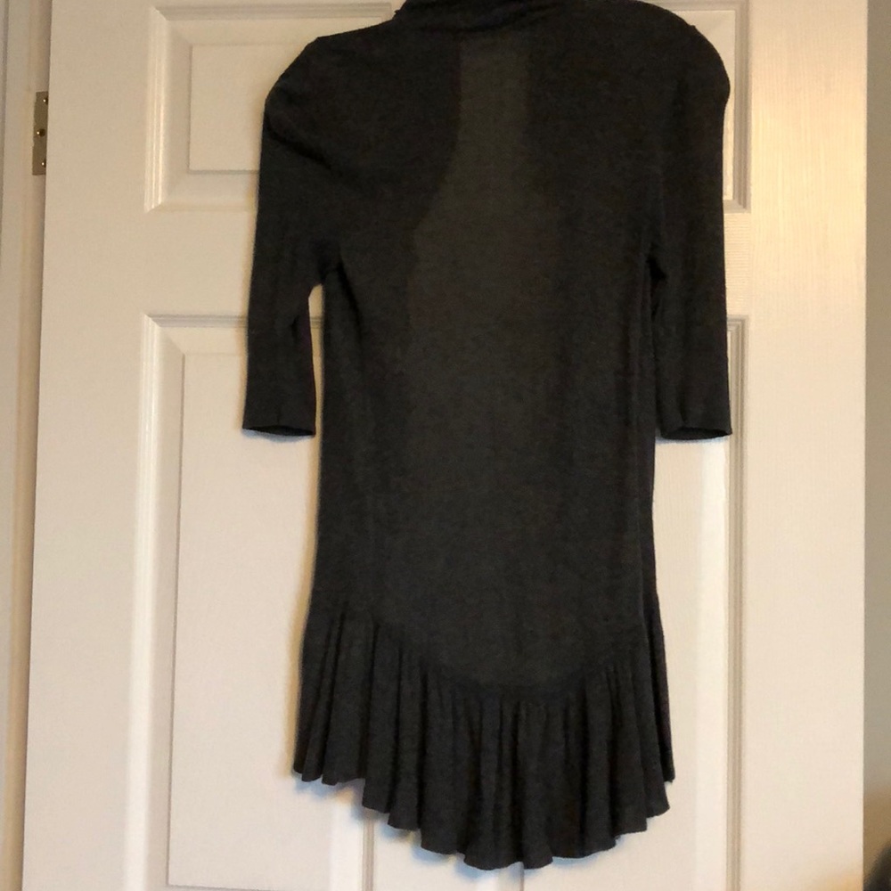 Lightweight Ruffled Cardigan - Picture 3 of 3